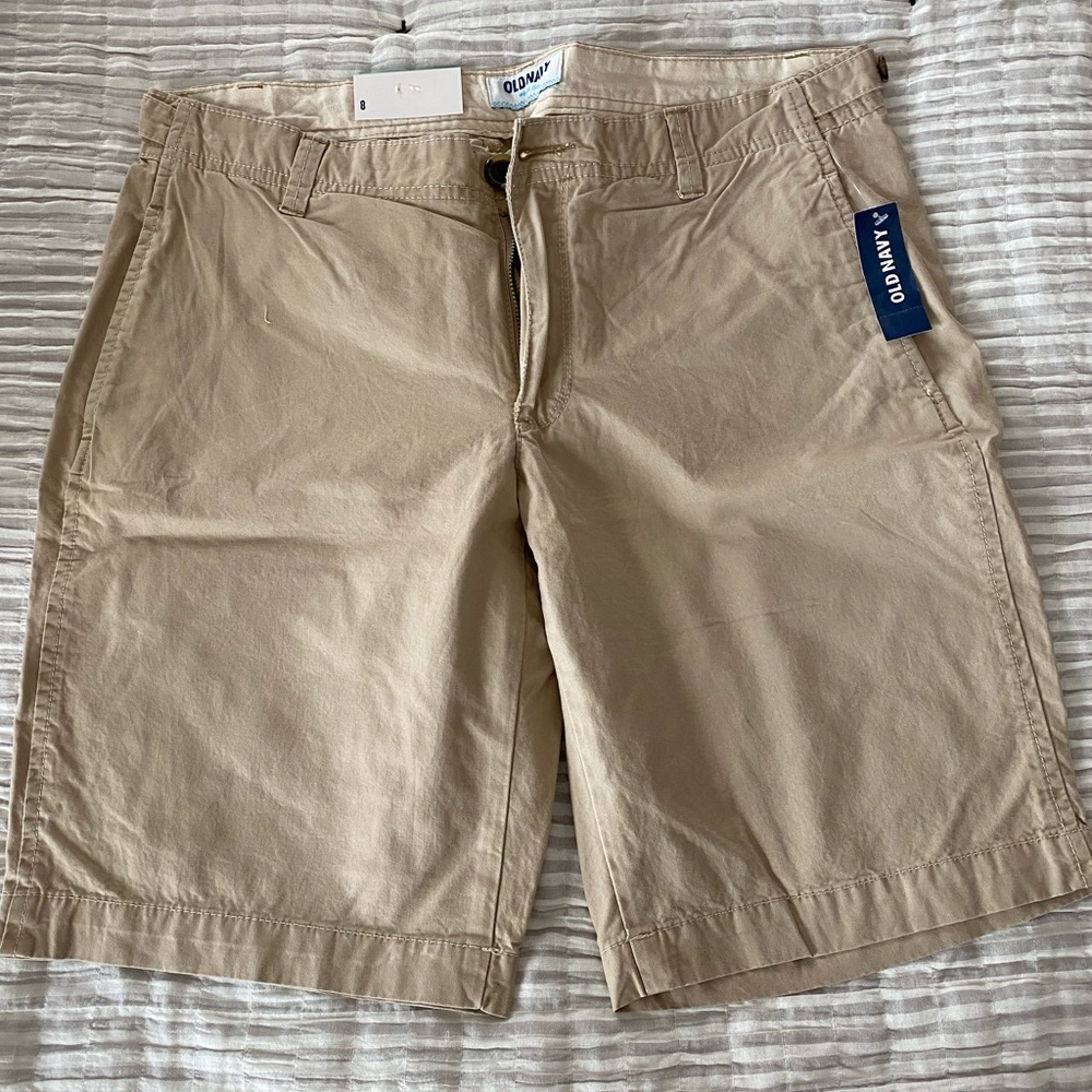 Women’s Old Navy Khaki Bermuda Shorts